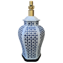 Load image into Gallery viewer, Vintage Navy Blue and White Chinoiserie Lamp