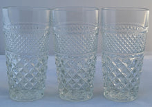 Load image into Gallery viewer, Vintage 1980s Anchor Hocking &quot;Wexford&quot; Flat Iced Tea Glasses - Set of 3
